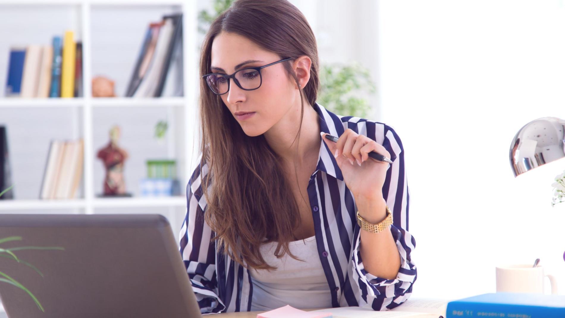 Ruhiger Moment der Reflexion und des persönlichen Nachdenkens